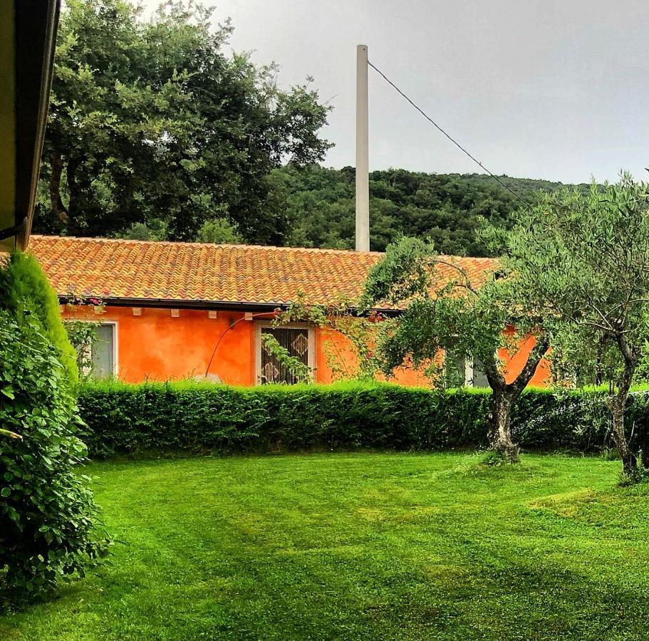 Casa Vacanza Centro Sardegna Sorgono Экстерьер фото